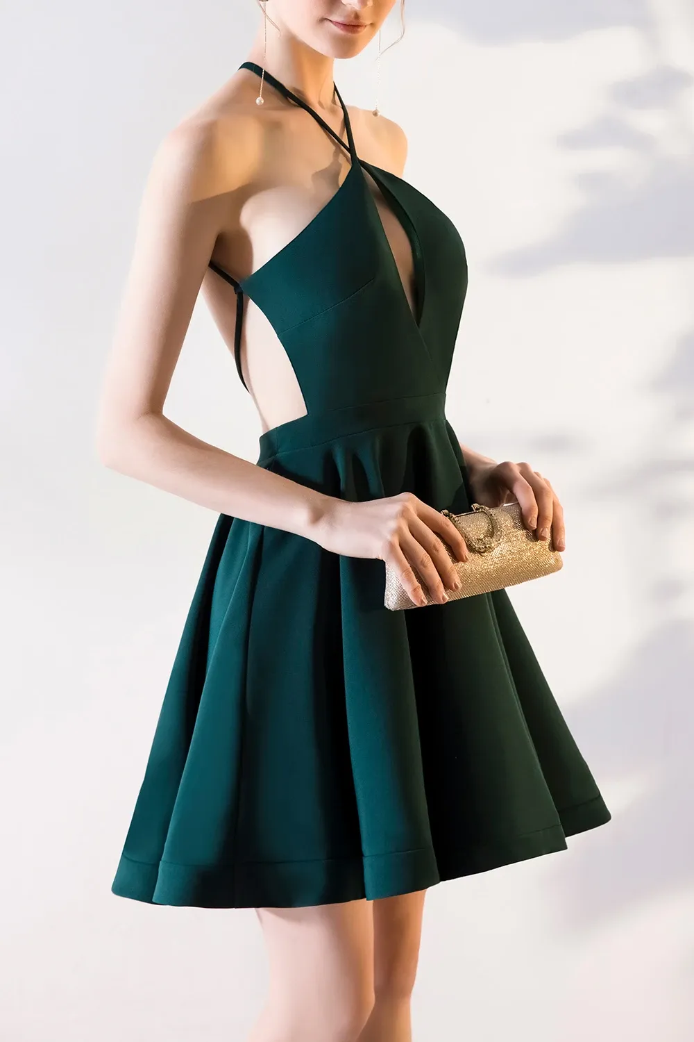 Green Halter Short Homecoming Dress, A Line Sleeveless Graduation Dress UQH0006