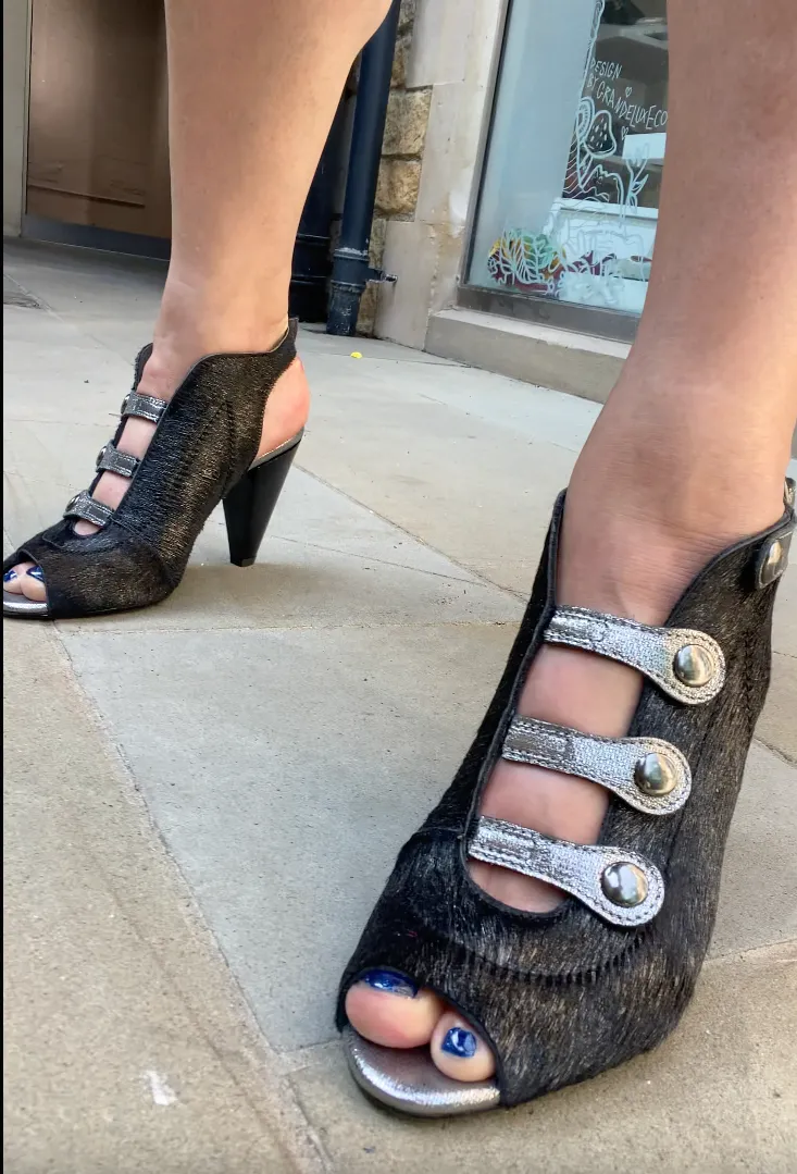 Honey - Black Platinum open toe sandal