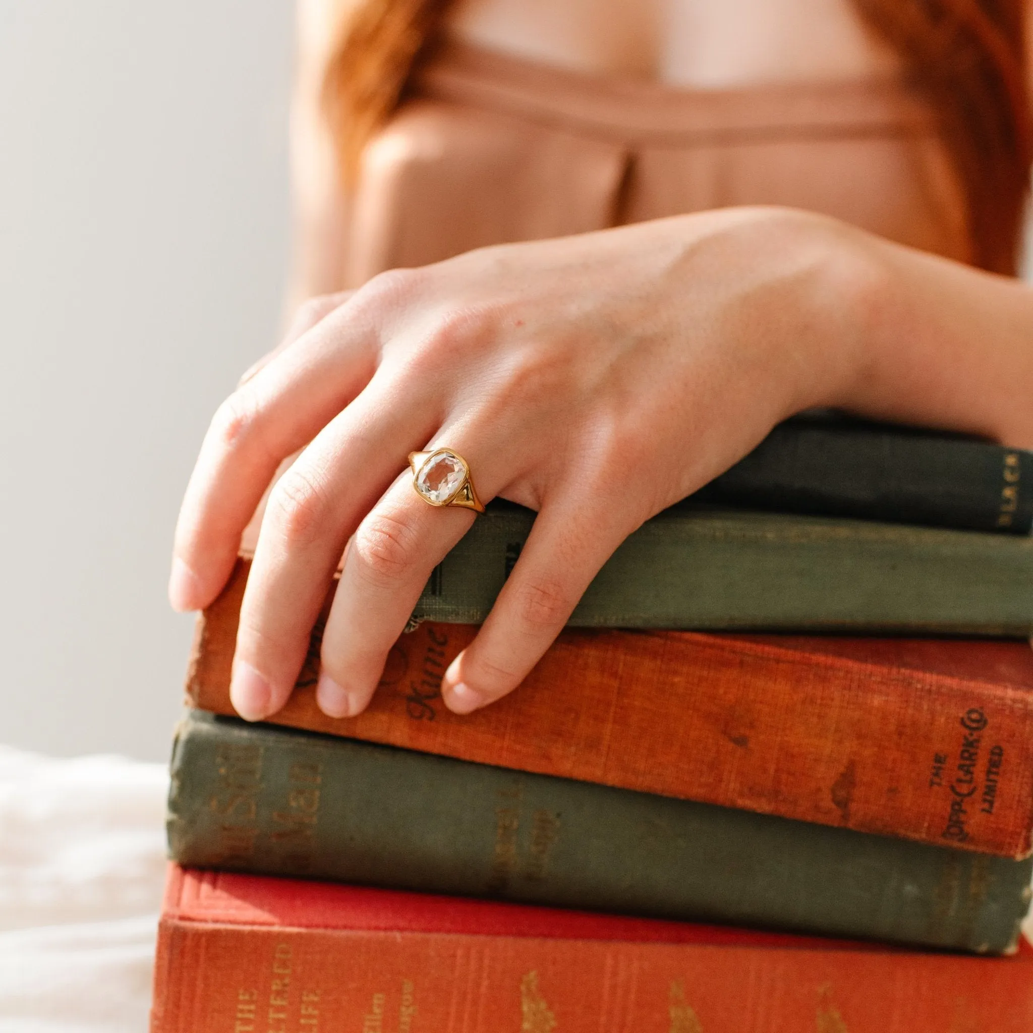 LOVE VINTAGE SIGNET RING - ROCK CRYSTAL & GOLD