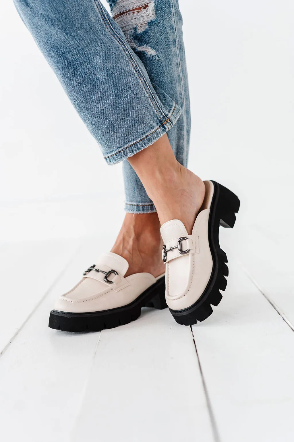 Lynn Mules in Off White